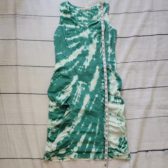 XCVI Wearables Size M Raymond Dress Green Tie Dye Stretch Ruching Sleeveless - Picture 2 of 9